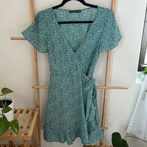 Abercrombie short-sleeve green floral wrap dress, size small